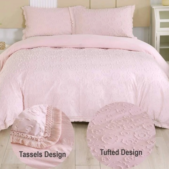 Pink Flower Tassle Duvet and Pillow Case Set - Picture 3 of 4